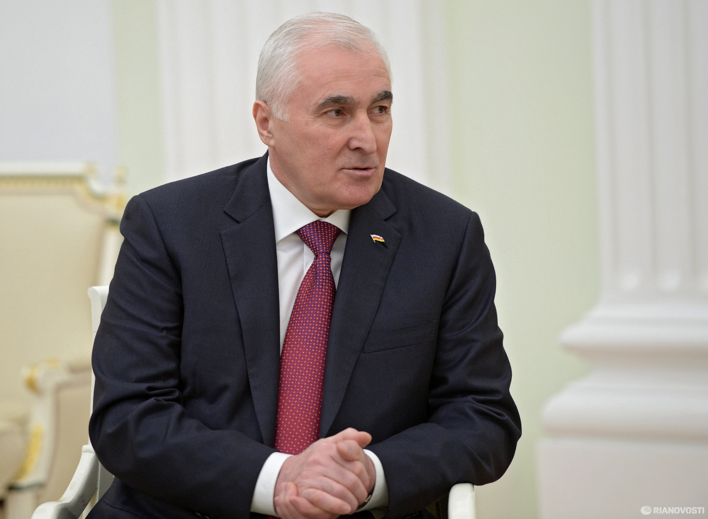 Президент Республики Южная Осетия Леонид Тибилов Президент Республики Южная Осетия Леонид Тибилов