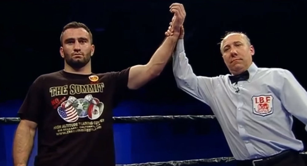 Мурат Гассиев одержал победу на звание претендента на титул чемпиона