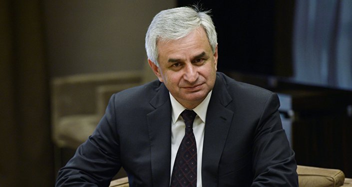 Абхазы президент Рауль Хаджимба Абхазы президент Рауль Хаджимба