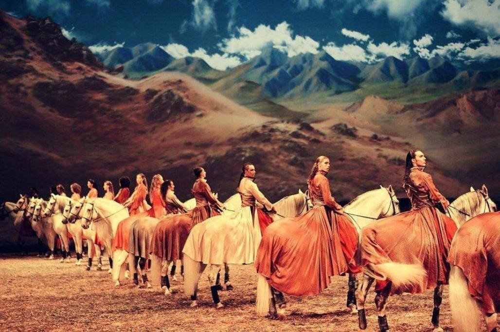 Выступление конного театра Odysseo by Cavalia Выступление конного театра Odysseo by Cavalia