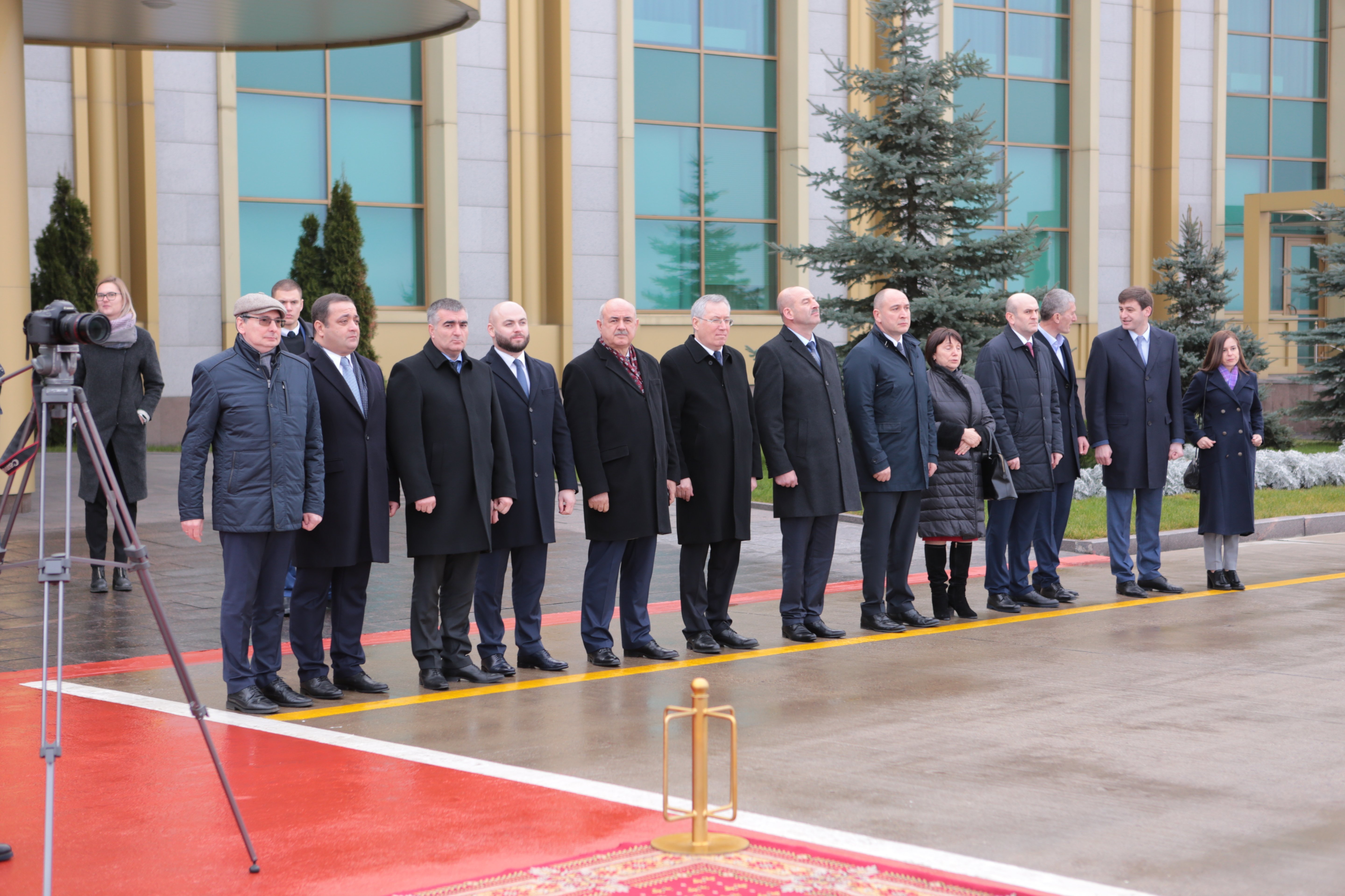 Встречу Владимира Путина и руководителя Южной Осетии 14 ноября анонсировал Кремль